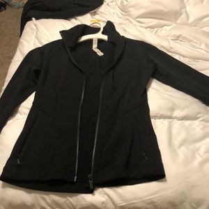 Lululemon black zip up jacket